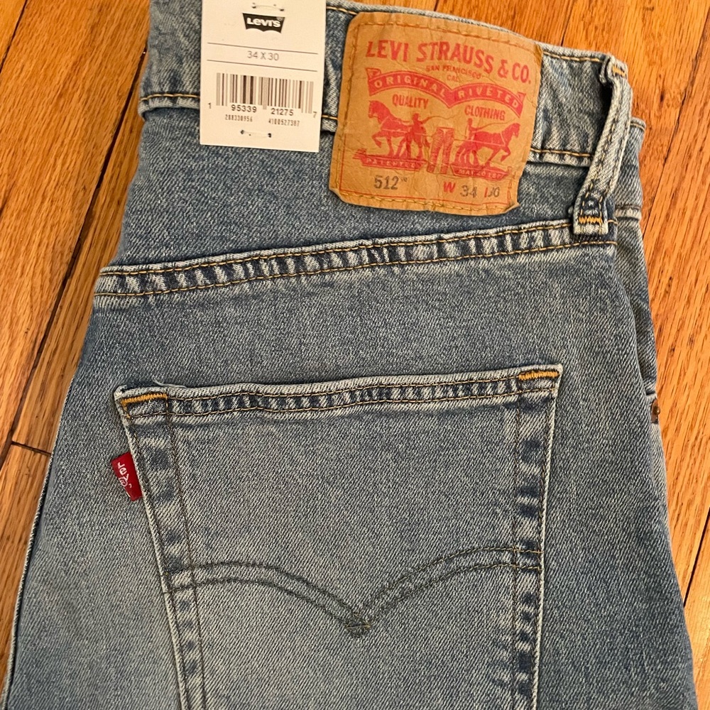 NWT Levi’s 512 Slim Taper - 34x30 Light Wash
